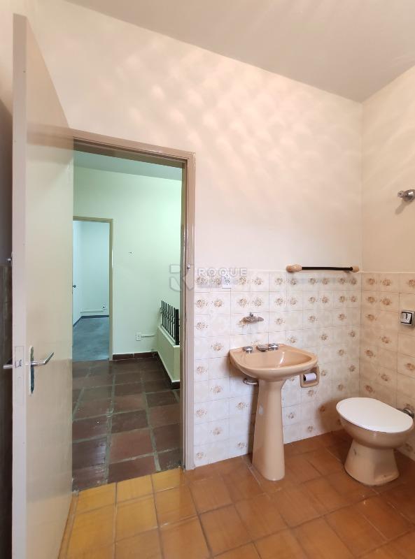 Casa Comercial à venda no bairro Centro: WC segundo andar 