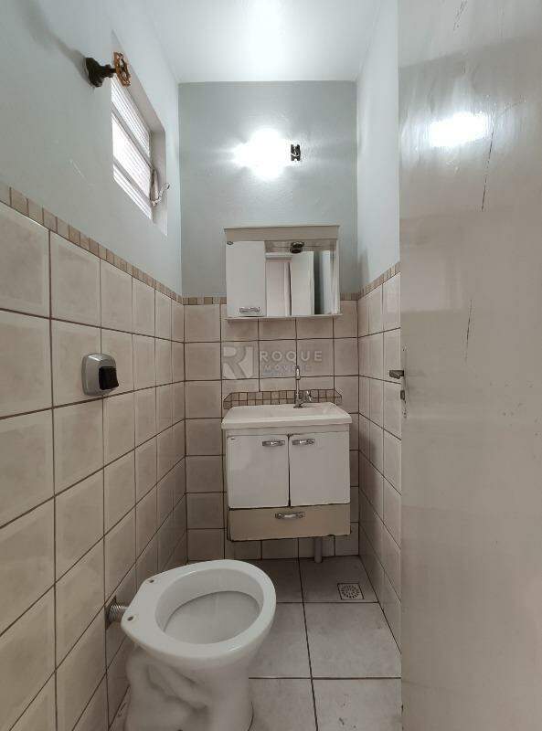 Casa Residencial para aluguel no bairro Jardim Santo André: WC externo