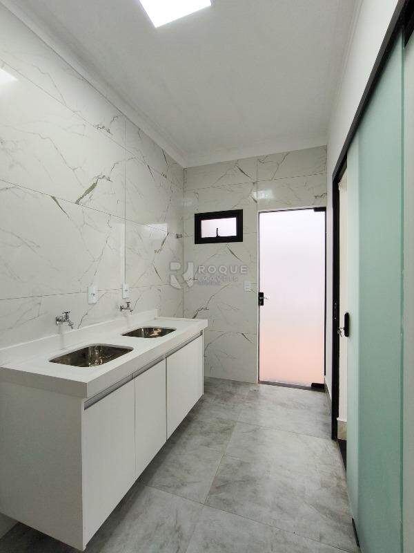 Casa em condomínio à venda no bairro Portal de São Clemente: LAVANDERIA