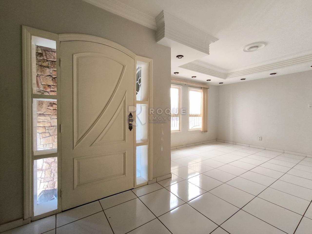 Casa Residencial à venda no bairro Boa Vista: ENTRADA