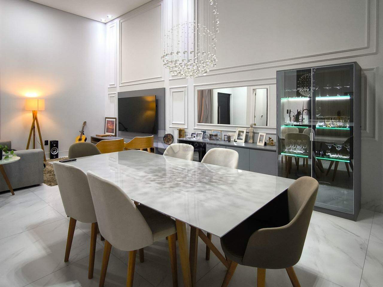 Casa em condomínio à venda no bairro Terras de São Bento II: SALA DE JANTAR