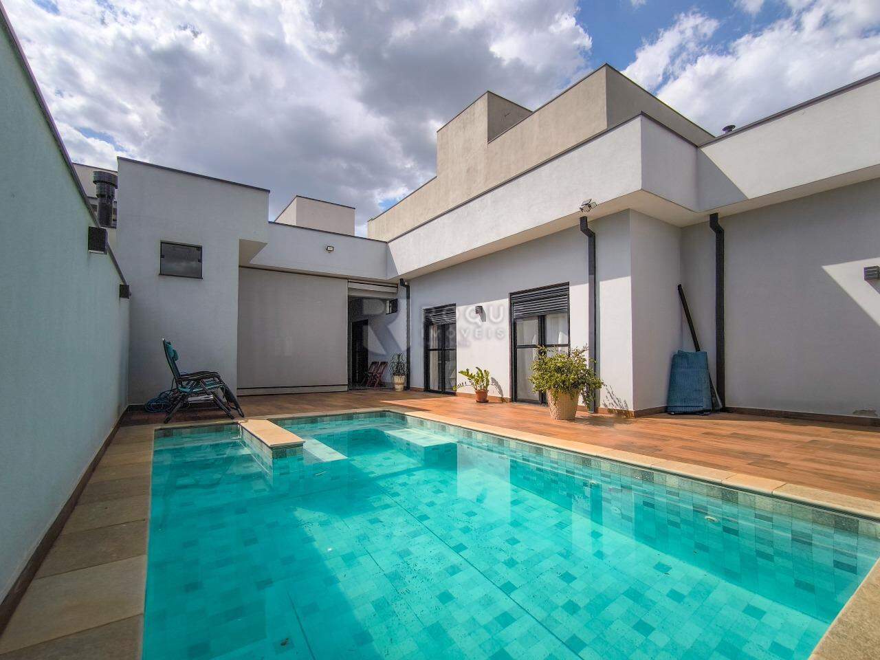 Casa em condomínio à venda no bairro Terras de São Bento II: ÁREA EXTERNA
