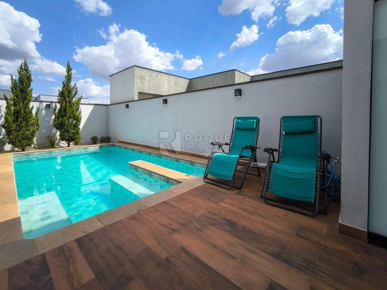 Casa em condomínio à venda no bairro Terras de São Bento II: PISCINA