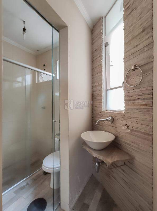 Casa Residencial para aluguel no bairro Vila Claudia: WC suíte 1