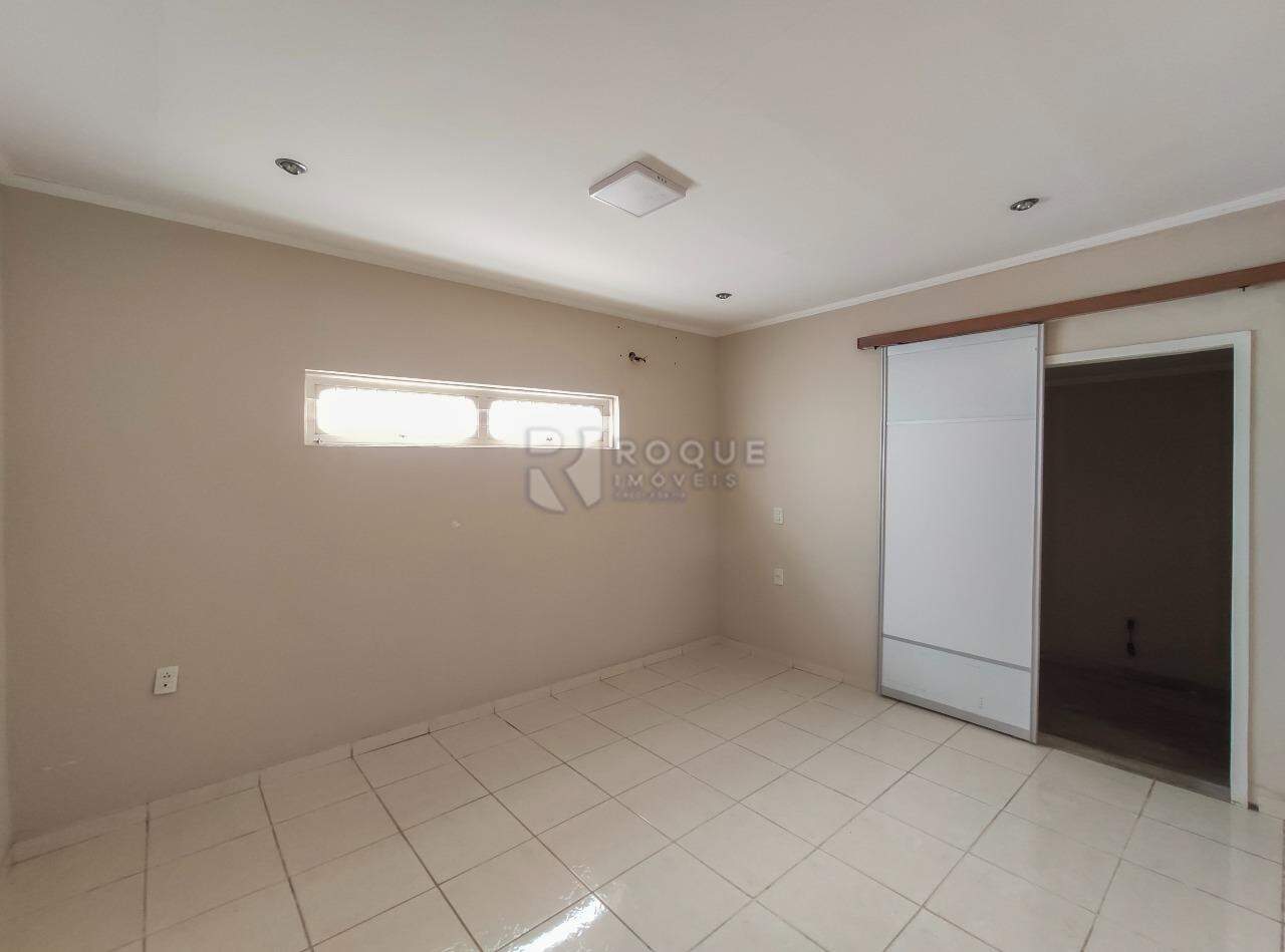 Casa Residencial para aluguel no bairro Vila Claudia: Dormitório suíte 1