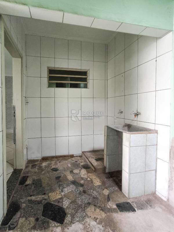 Casa Residencial à venda no bairro Jardim da Graminha: LAVANDERIA