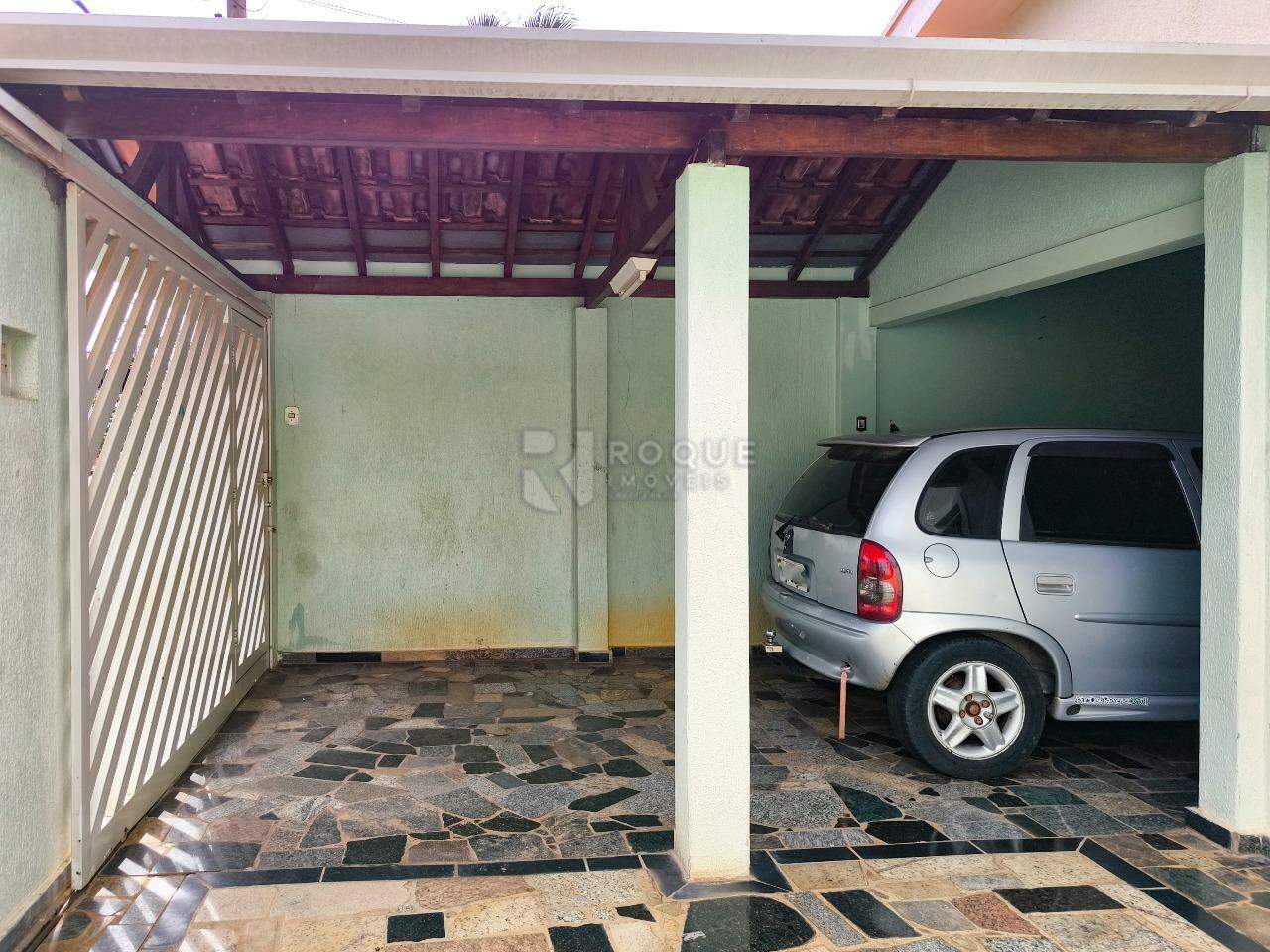 Casa Residencial à venda no bairro Jardim da Graminha: GARAGEM