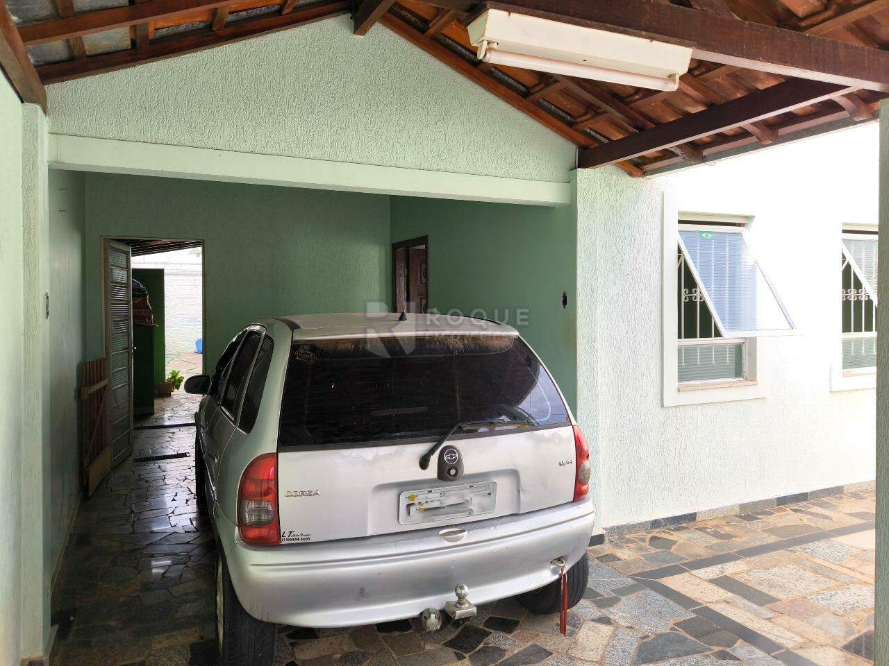 Casa Residencial à venda no bairro Jardim da Graminha: GARAGEM