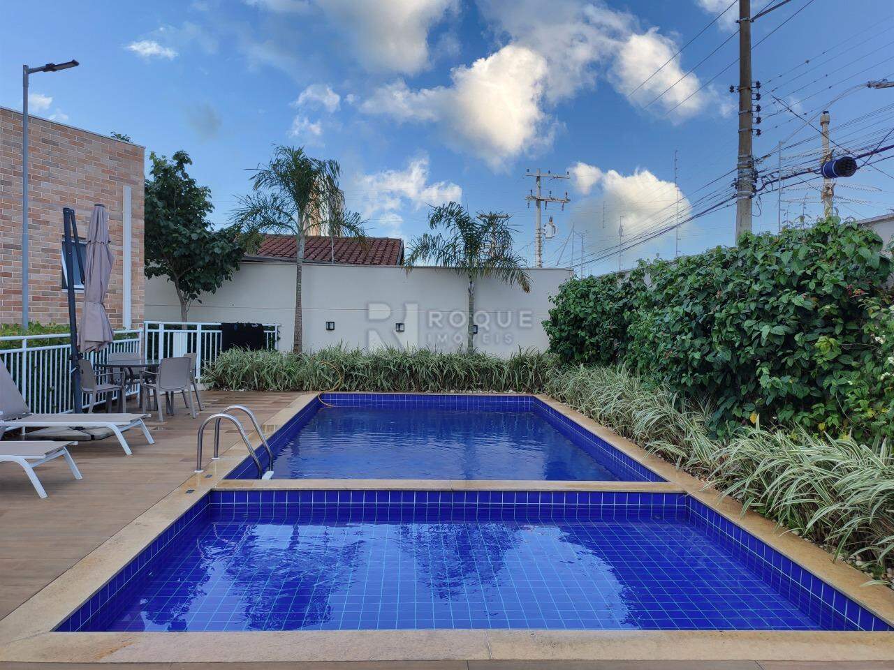 Apartamento para aluguel no bairro Vila Camargo: Área do condomínio 