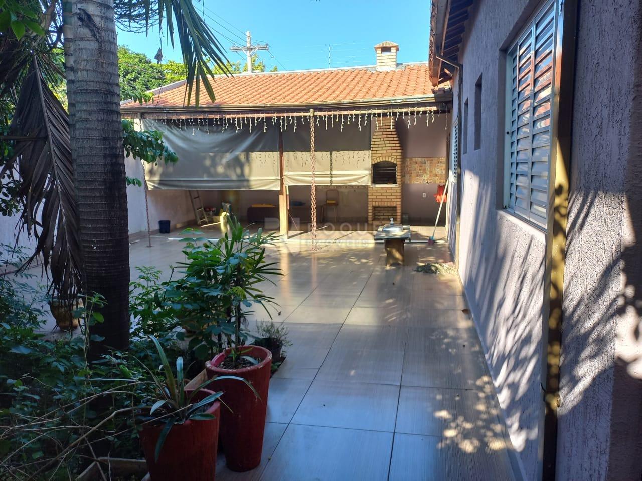 Casa Residencial à venda no bairro Jardim São Lourenço: 