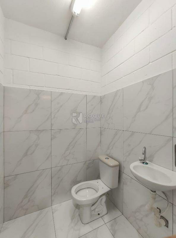 Barracão/Galpão para aluguel no bairro Centro Industrial de Limeira CIL: WC social 2