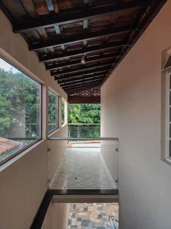 Casa Residencial para aluguel no bairro Jardim Residencial Granja Machado: Sacada 