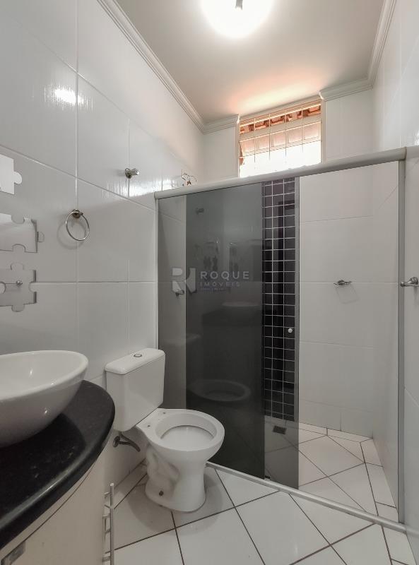 Casa Residencial para aluguel no bairro Jardim Residencial Granja Machado: WC social 