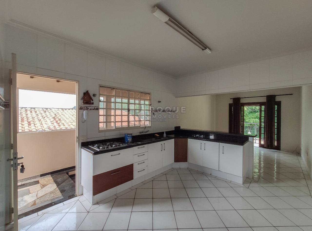 Casa Residencial para aluguel no bairro Jardim Residencial Granja Machado: Cozinha 