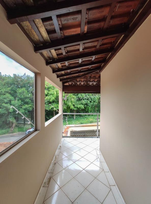 Casa Residencial para aluguel no bairro Jardim Residencial Granja Machado: Sacada