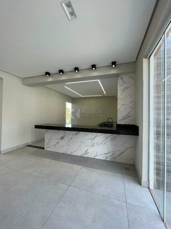 Casa em condomínio à venda no bairro Riviera de Santa Cristina I: 