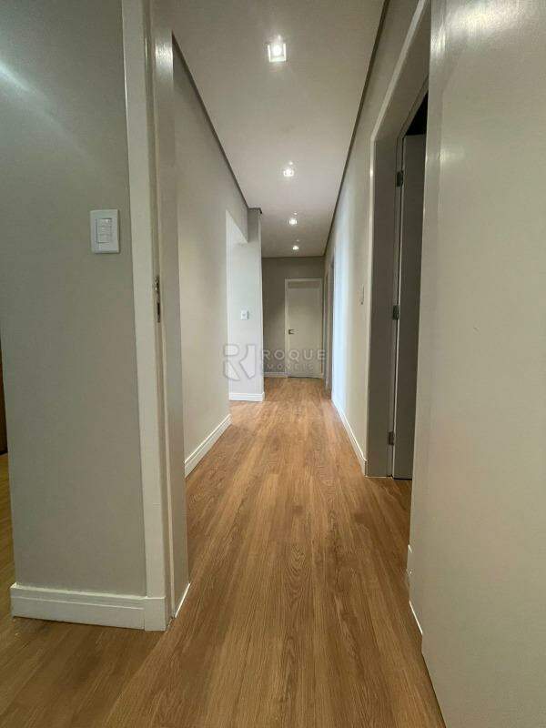Casa em condomínio à venda no bairro Riviera de Santa Cristina I: 