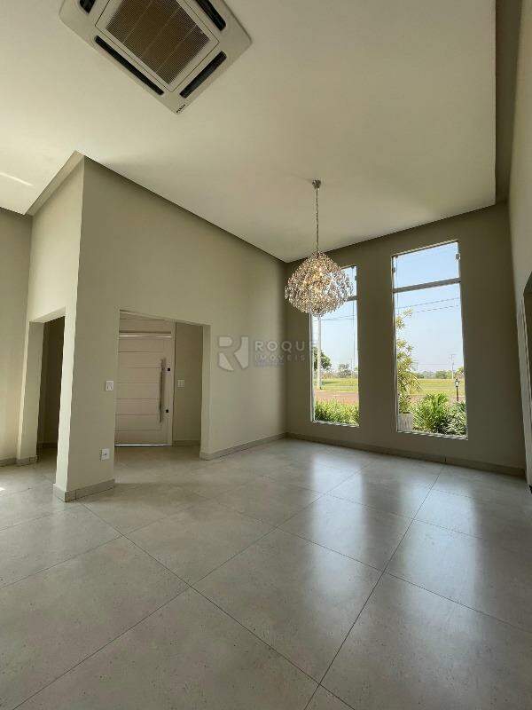 Casa em condomínio à venda no bairro Riviera de Santa Cristina I: 
