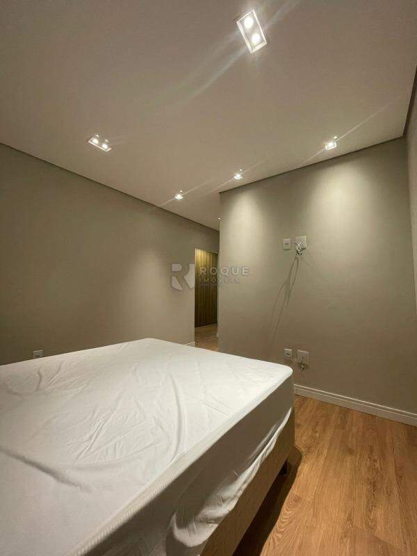 Casa em condomínio à venda no bairro Riviera de Santa Cristina I: 