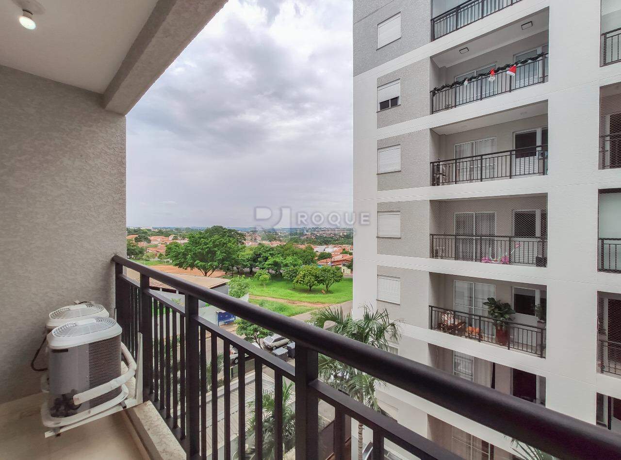 Apartamento para aluguel no bairro Chácaras Antonieta: Sacada 