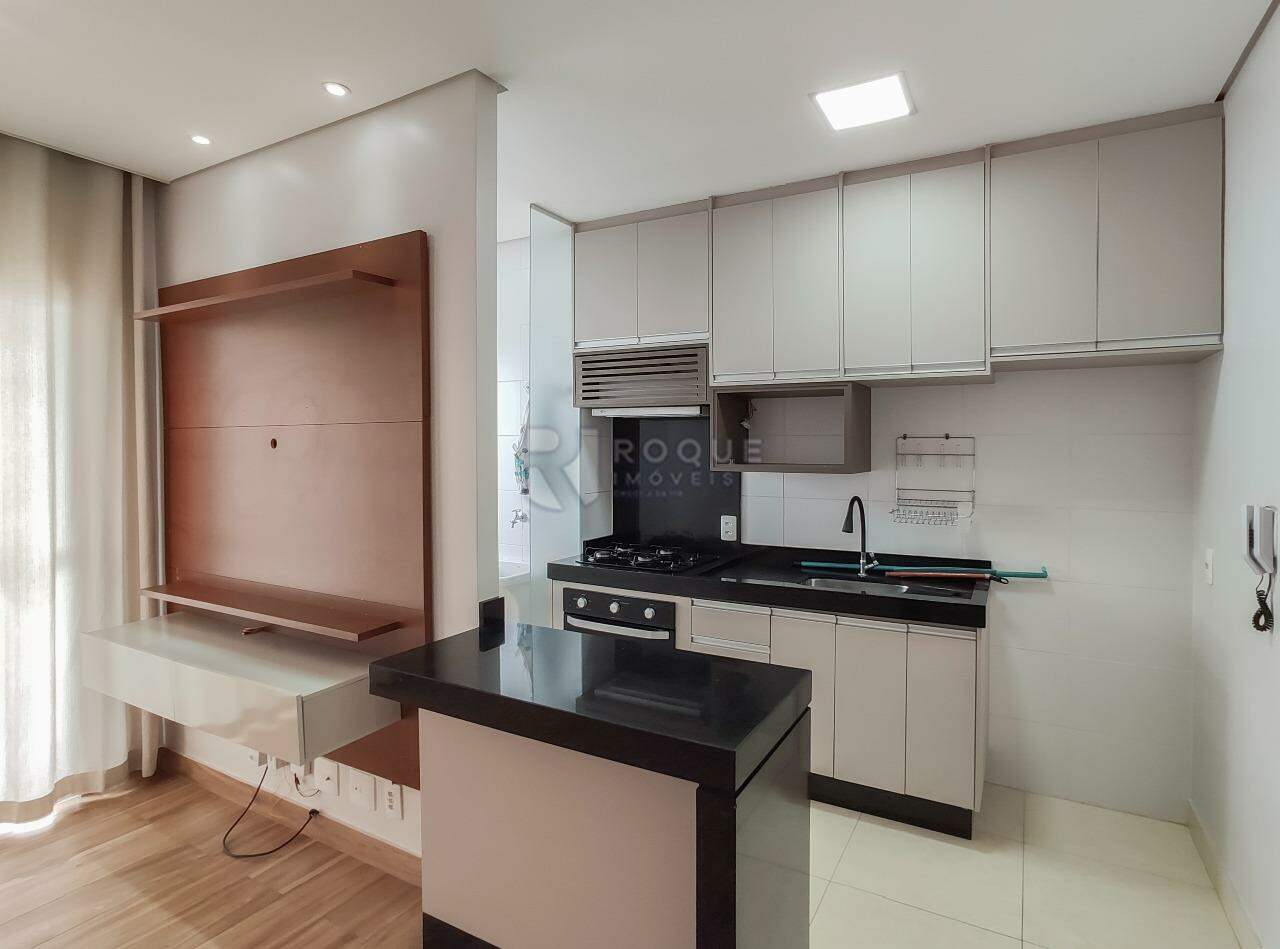 Apartamento para aluguel no bairro Chácaras Antonieta: Sala / cozinha