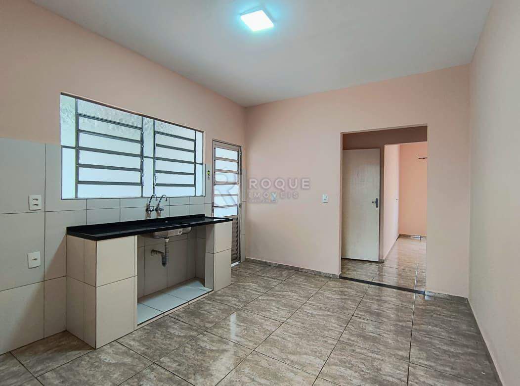 Casa Residencial para aluguel no bairro Jardim Nova Europa: Cozinha 