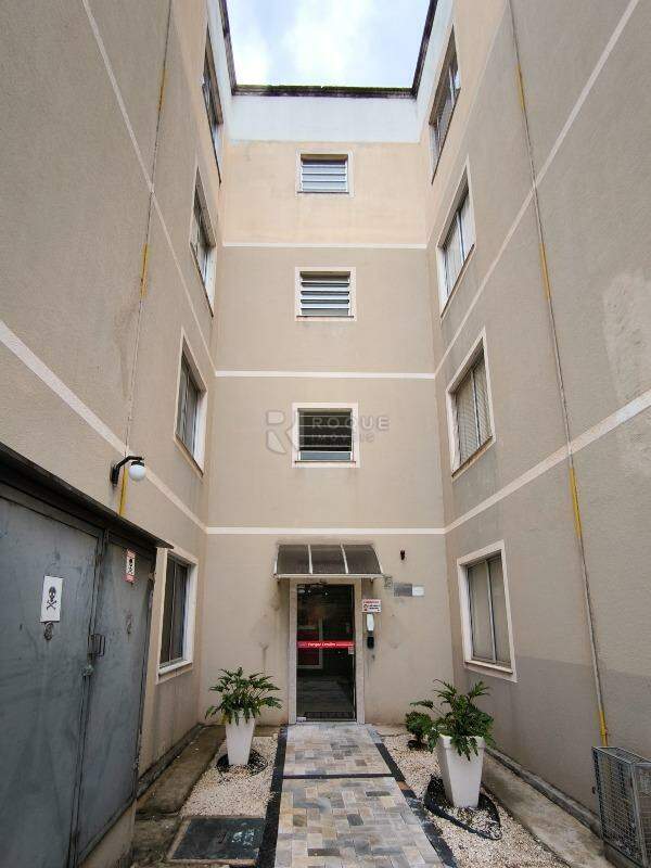 Apartamento à venda no bairro Graminha: ENTRADA