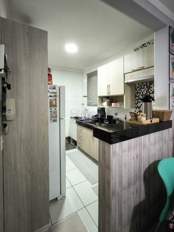 Apartamento à venda no bairro Graminha: COZINHA