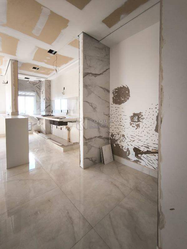Apartamento à venda no bairro Jardim Florença: COZINHA