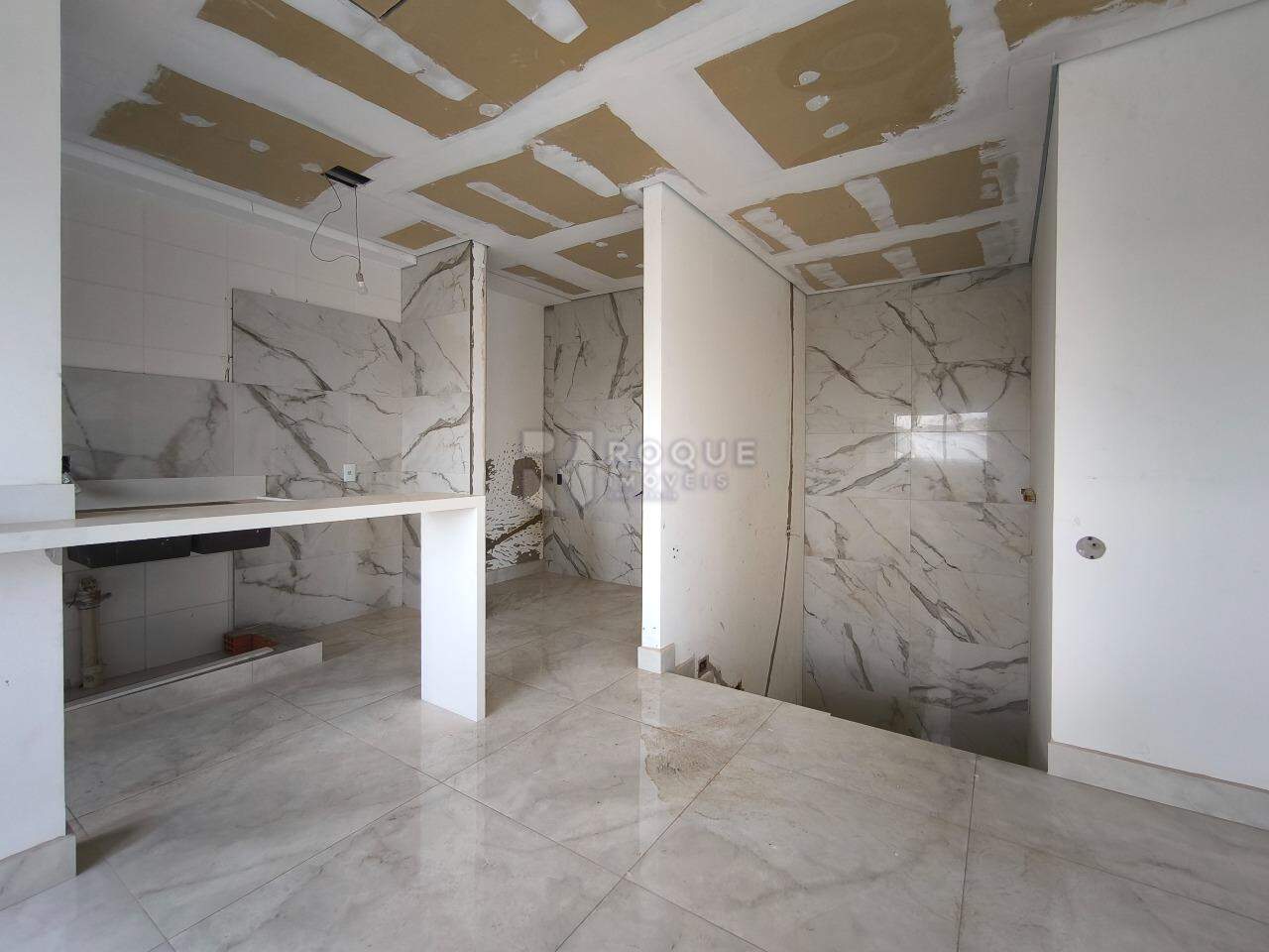 Apartamento à venda no bairro Jardim Florença: COZINHA