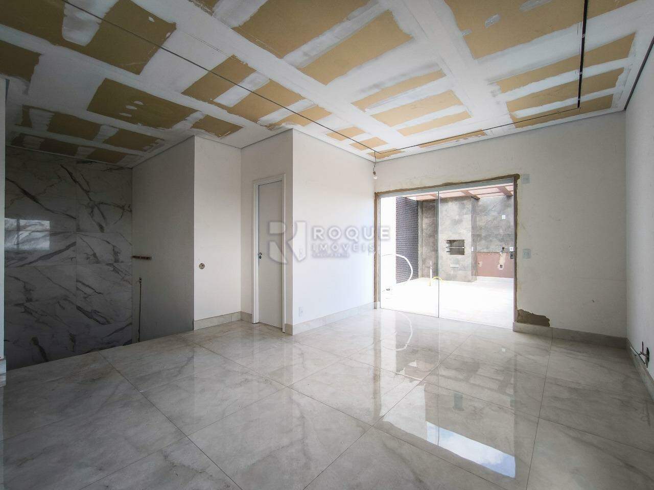 Apartamento à venda no bairro Jardim Florença: SALA DE ESTAR