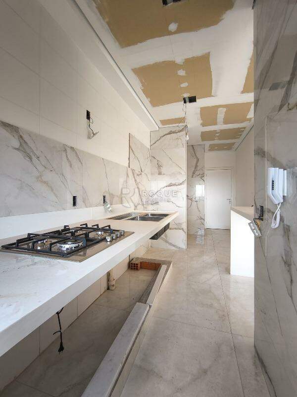 Apartamento à venda no bairro Jardim Florença: COZINHA