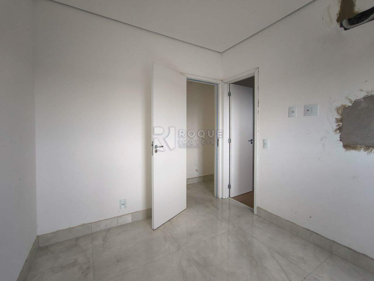 Apartamento à venda no bairro Jardim Florença: SUÍTE 2