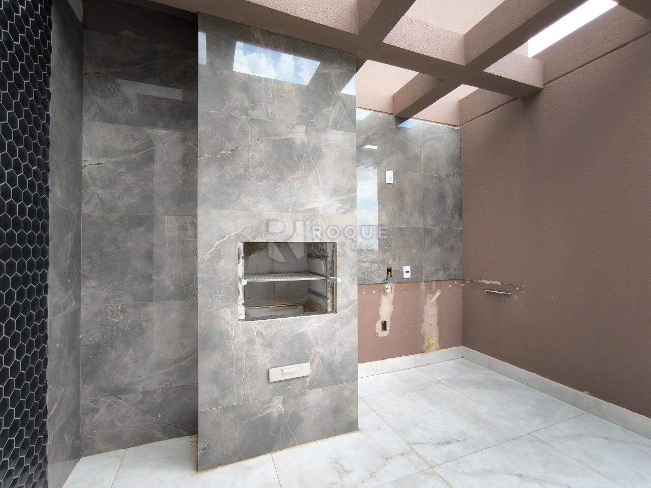 Apartamento à venda no bairro Jardim Florença: CHURRASQUEIRA