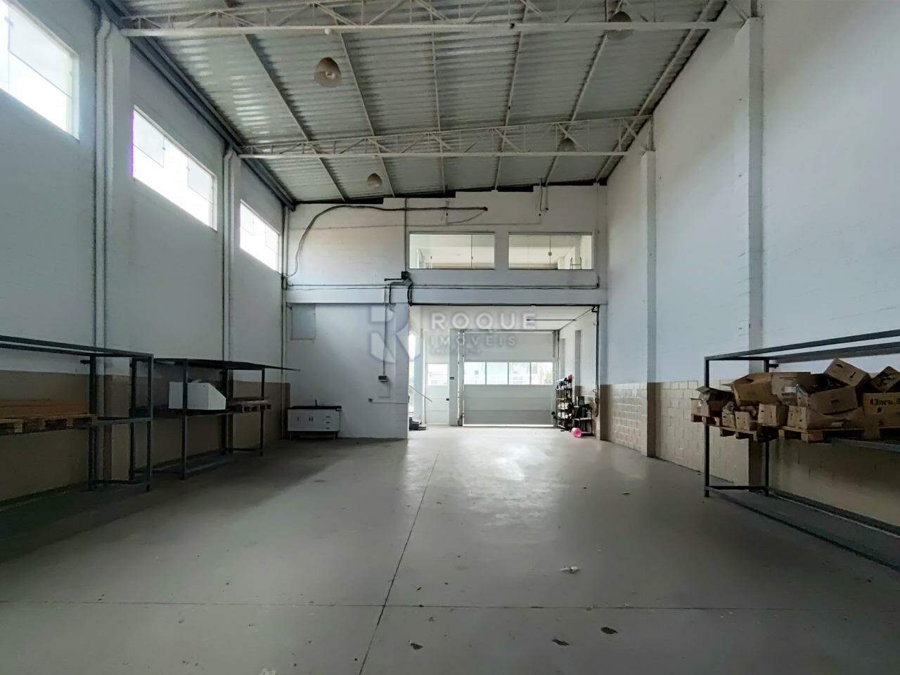 Barracão/Galpão para aluguel no bairro Jardim Residencial Campo Novo: Salão