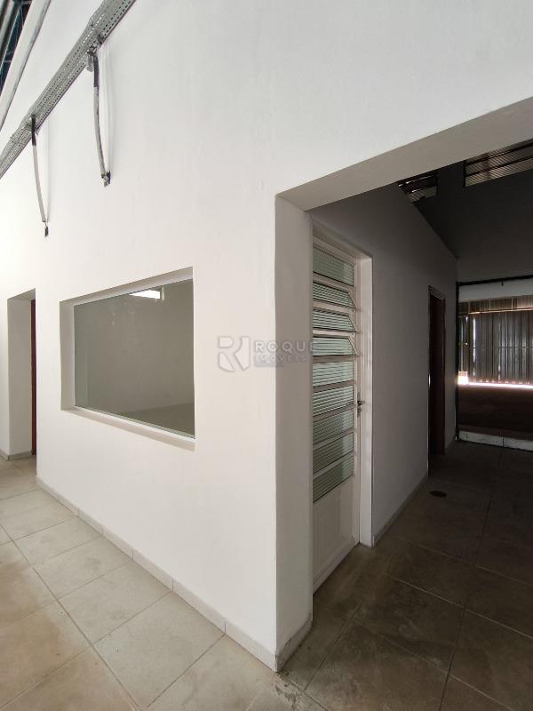 Barracão/Galpão à venda no bairro Vila Piza: ESCRITÓRIO