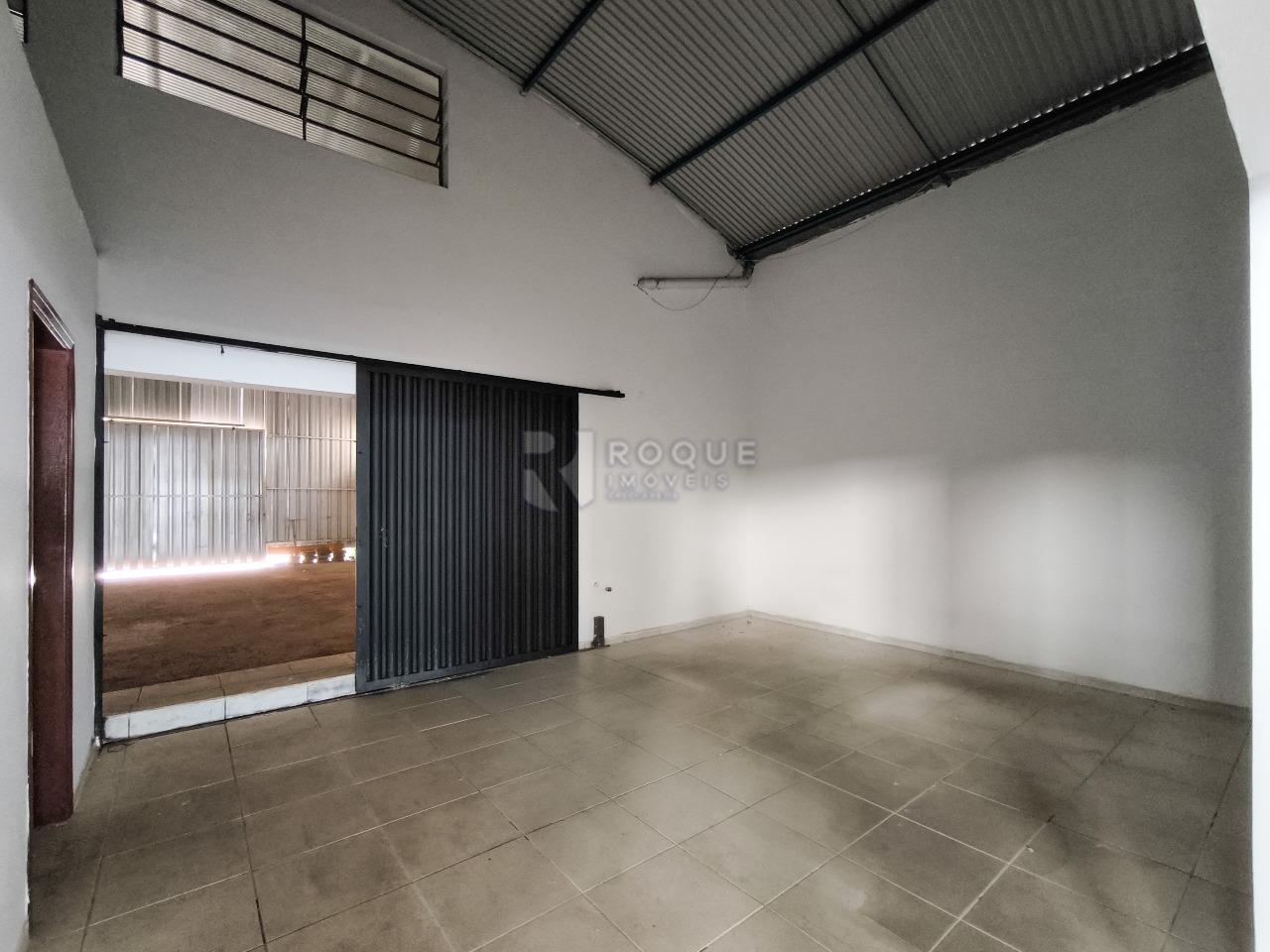 Barracão/Galpão à venda no bairro Vila Piza: ÁREA DE CIRCULAÇÃO GALPÃO 1