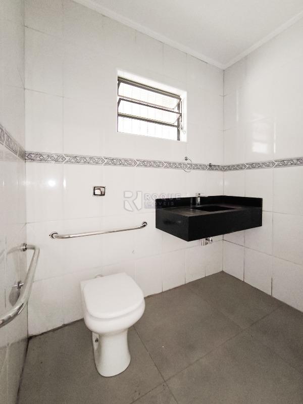 Barracão/Galpão à venda no bairro Vila Piza: SANITÁRIO 2