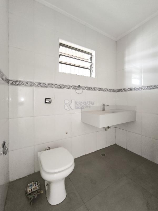 Barracão/Galpão à venda no bairro Vila Piza: SANITÁRIO 1