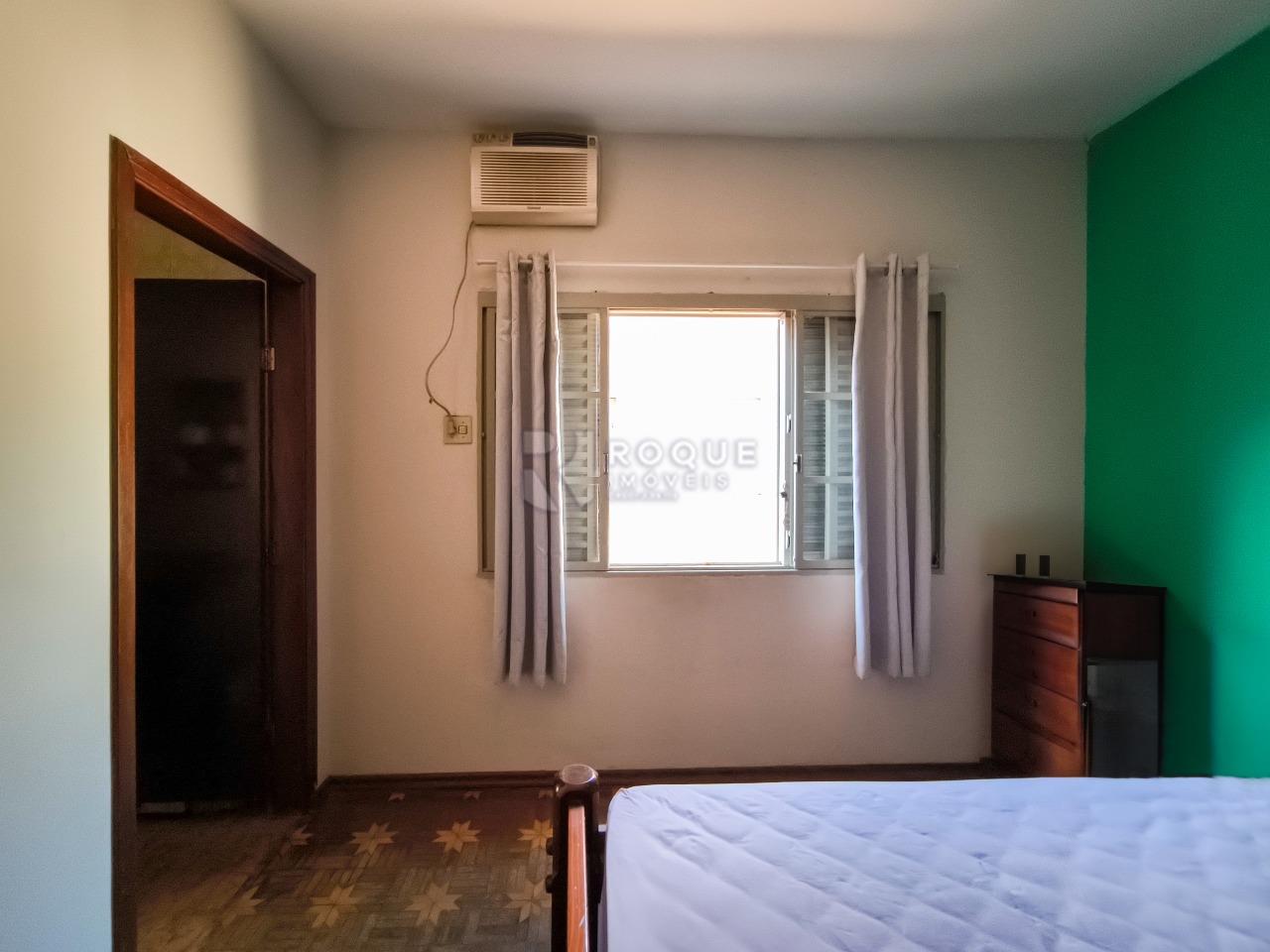 Casa Residencial à venda no bairro Jardim Montezuma: SUÍTE