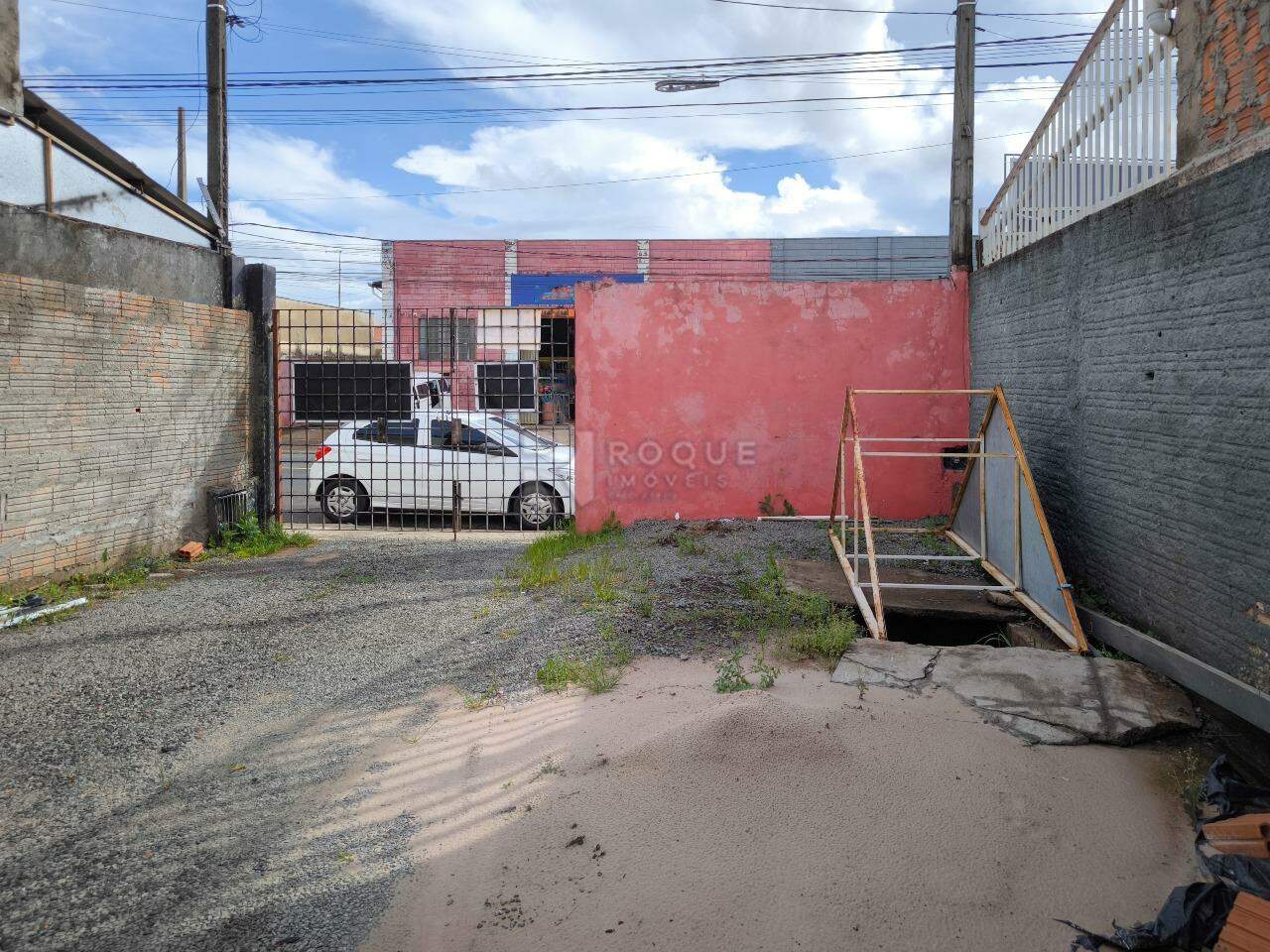 Terreno à venda no bairro Jardim Residencial Graminha II: 