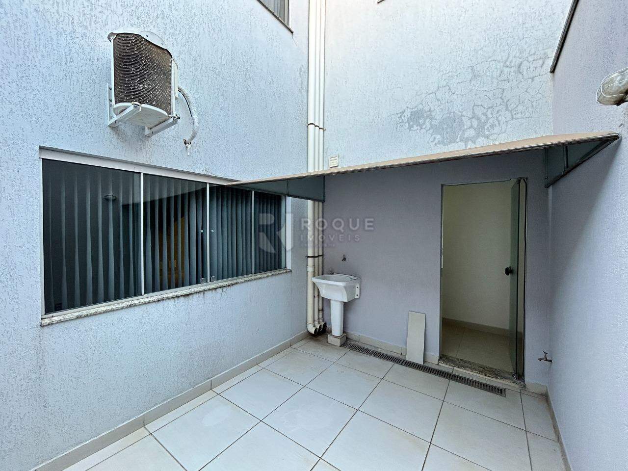 Salas/Conjuntos para aluguel no bairro Vila Claudia: Área de serviço 