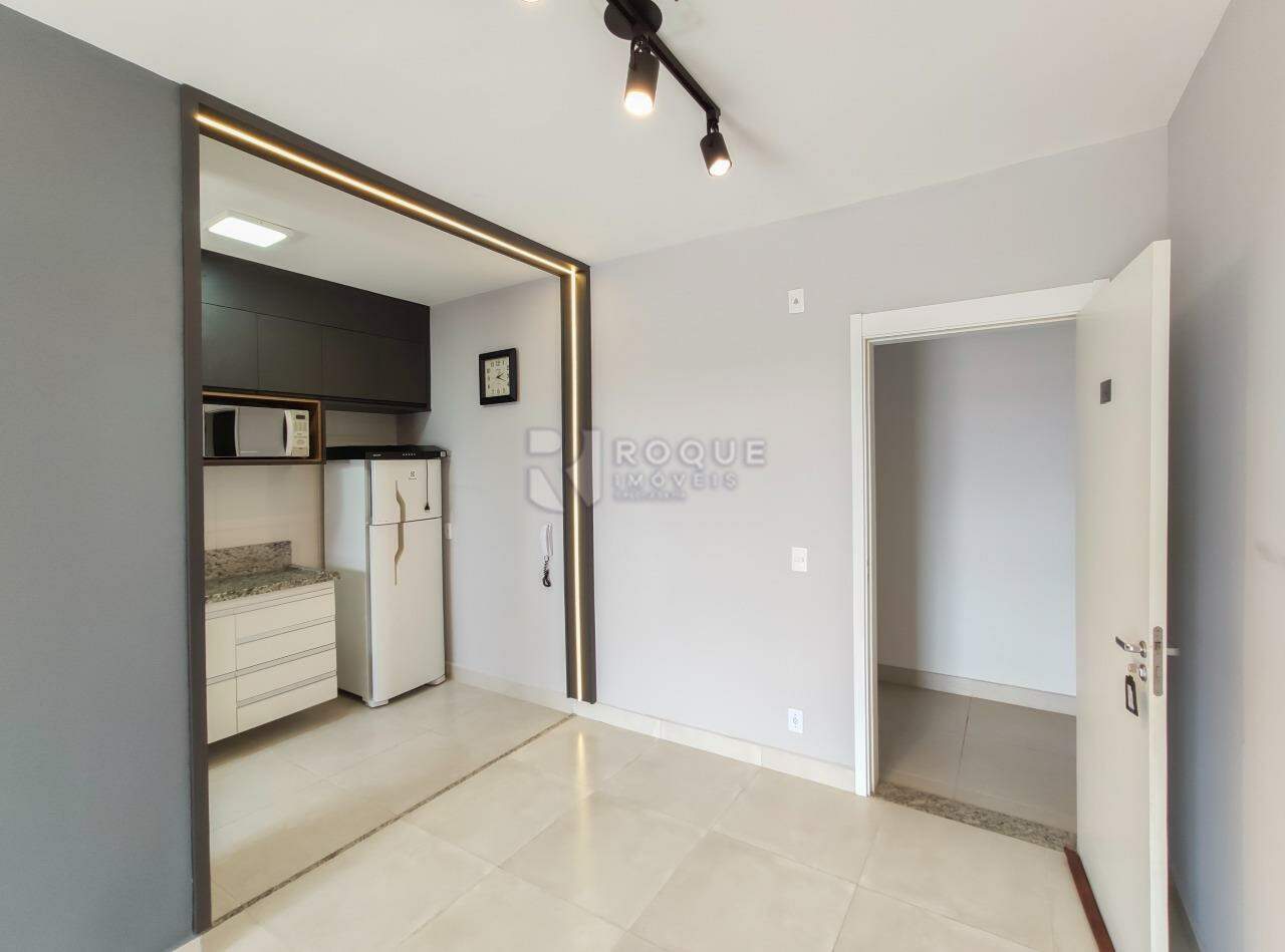 Apartamento para aluguel no bairro Jardim Senador Vergueiro: Sala