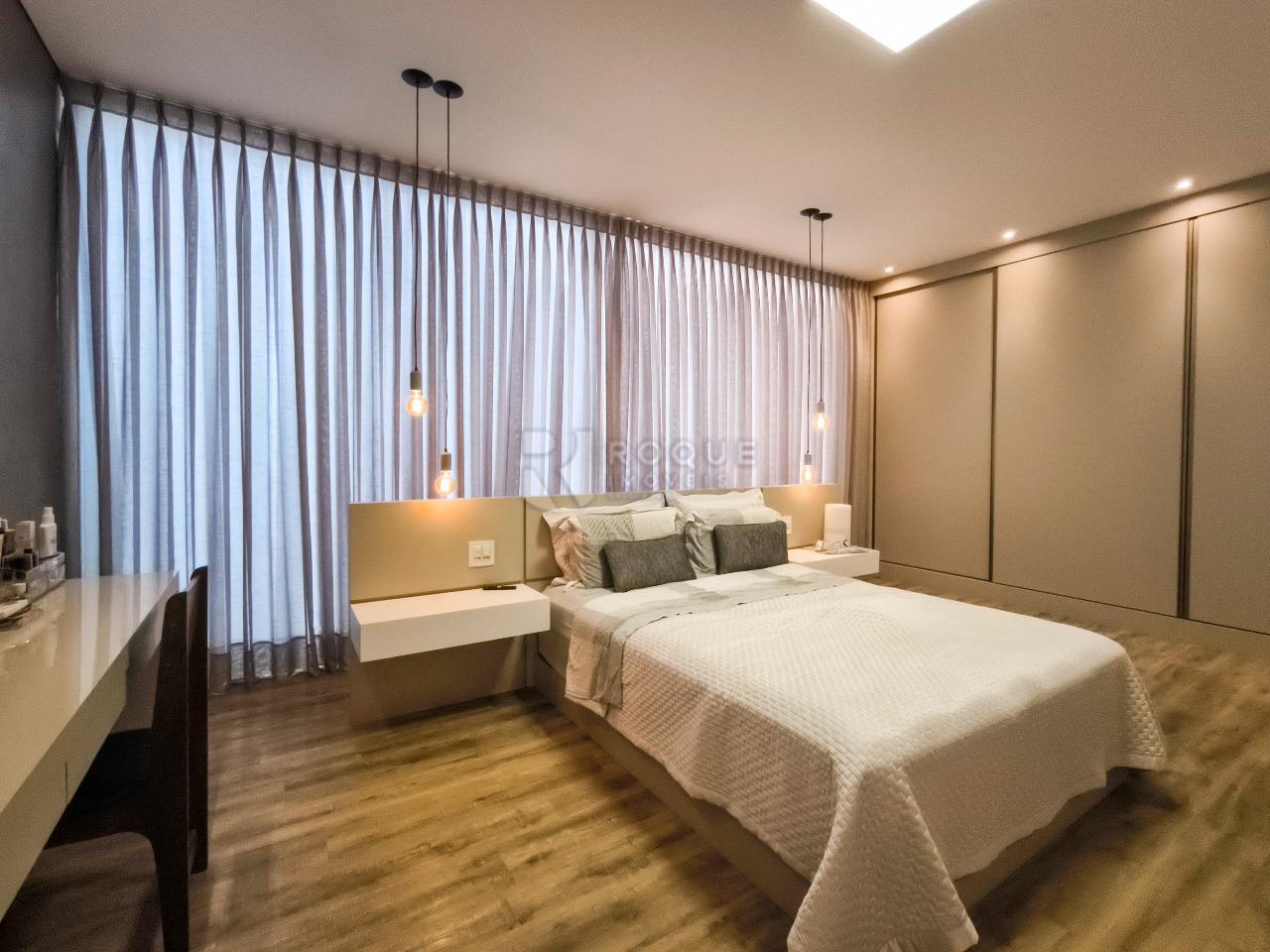 Casa em condomínio à venda no bairro Residencial Margarida de Holstein: SUÍTE 1