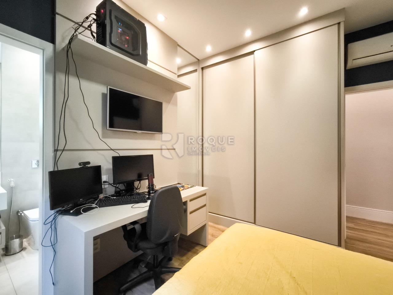 Casa em condomínio à venda no bairro Residencial Margarida de Holstein: SUÍTE 2