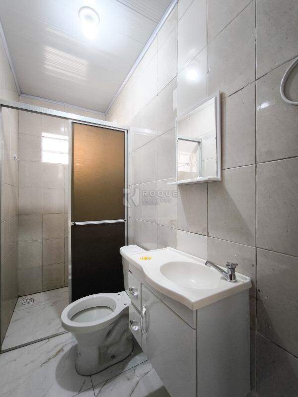 Casa Residencial à venda no bairro Jardim Planalto: BANHEIRO SOCIAL