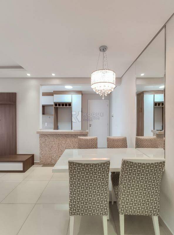 Apartamento para aluguel no bairro Jardim Esmeralda: Sala