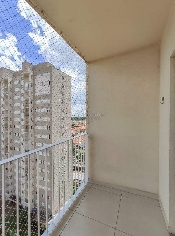 Apartamento para aluguel no bairro Jardim Esmeralda: Sacada