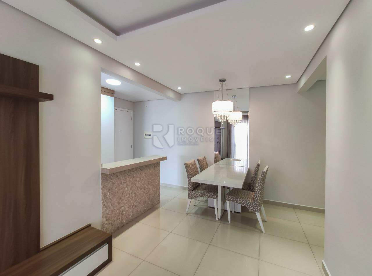 Apartamento para aluguel no bairro Jardim Esmeralda: Sala 