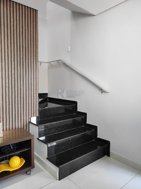 Casa Residencial à venda no bairro Vila Gioto: ACESSO PISO SUPERIOR